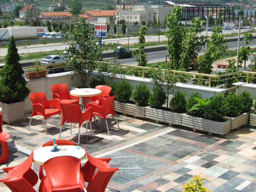 טיראנה Hotel Lubjana מראה חיצוני תמונה