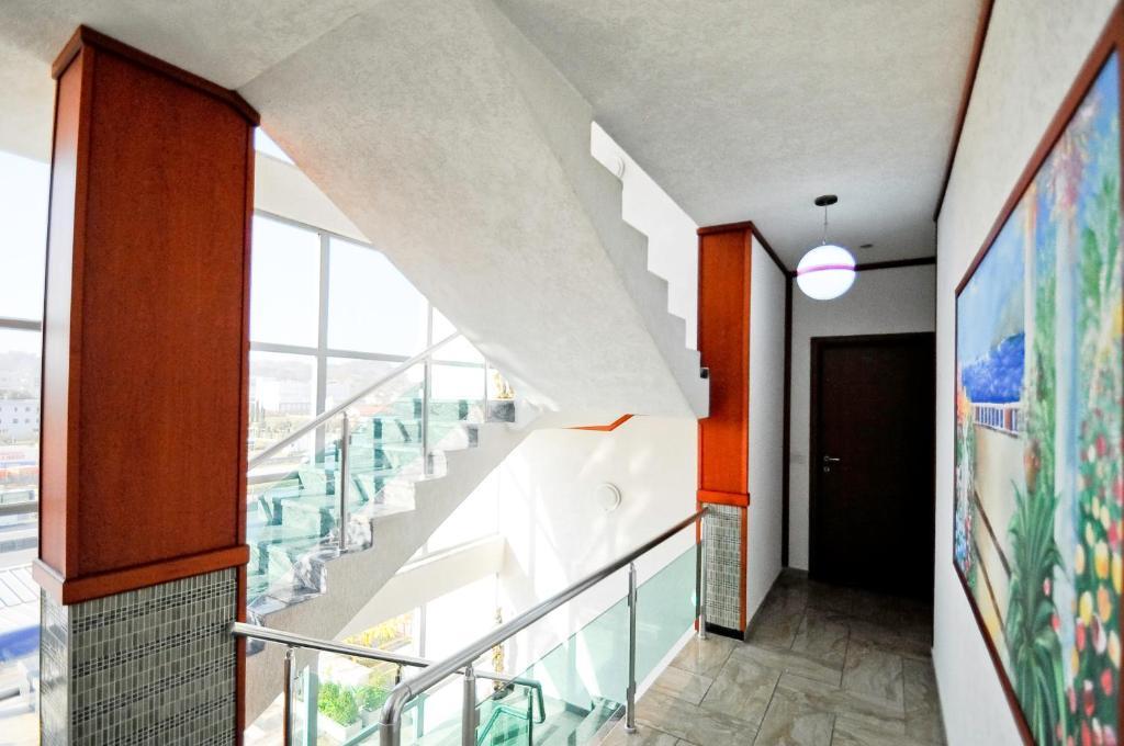 טיראנה Hotel Lubjana מראה חיצוני תמונה